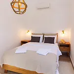 Stone House Edipsos 卢特拉艾季普苏