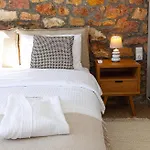 Stone House Edipsos *