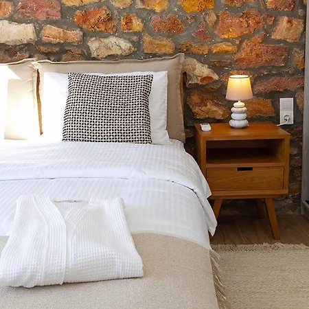 Stone House Edipsos *